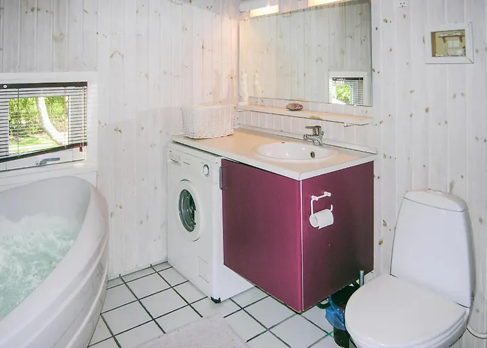 34 With Hot Tub * Nordenbro Vesteregn