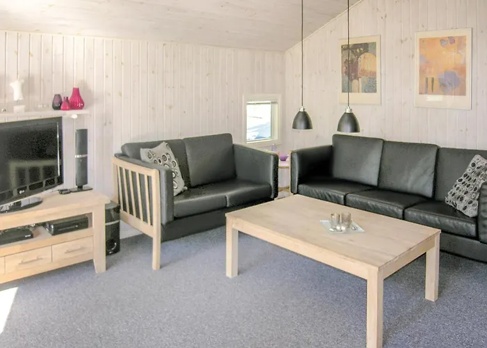 Nyaraló 34 With Hot Tub